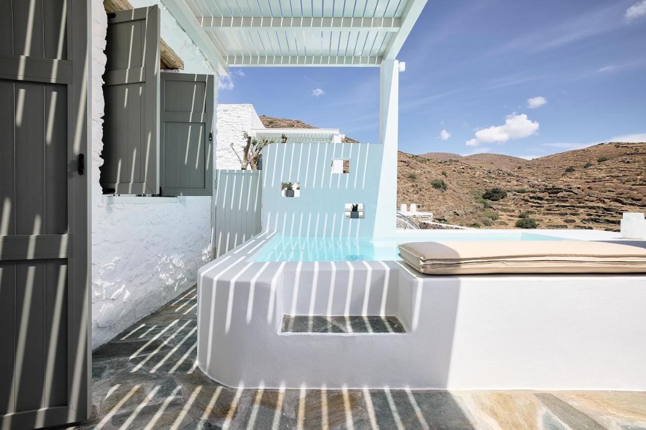 Wise Luxury Suites Kíthnos Extérieur photo